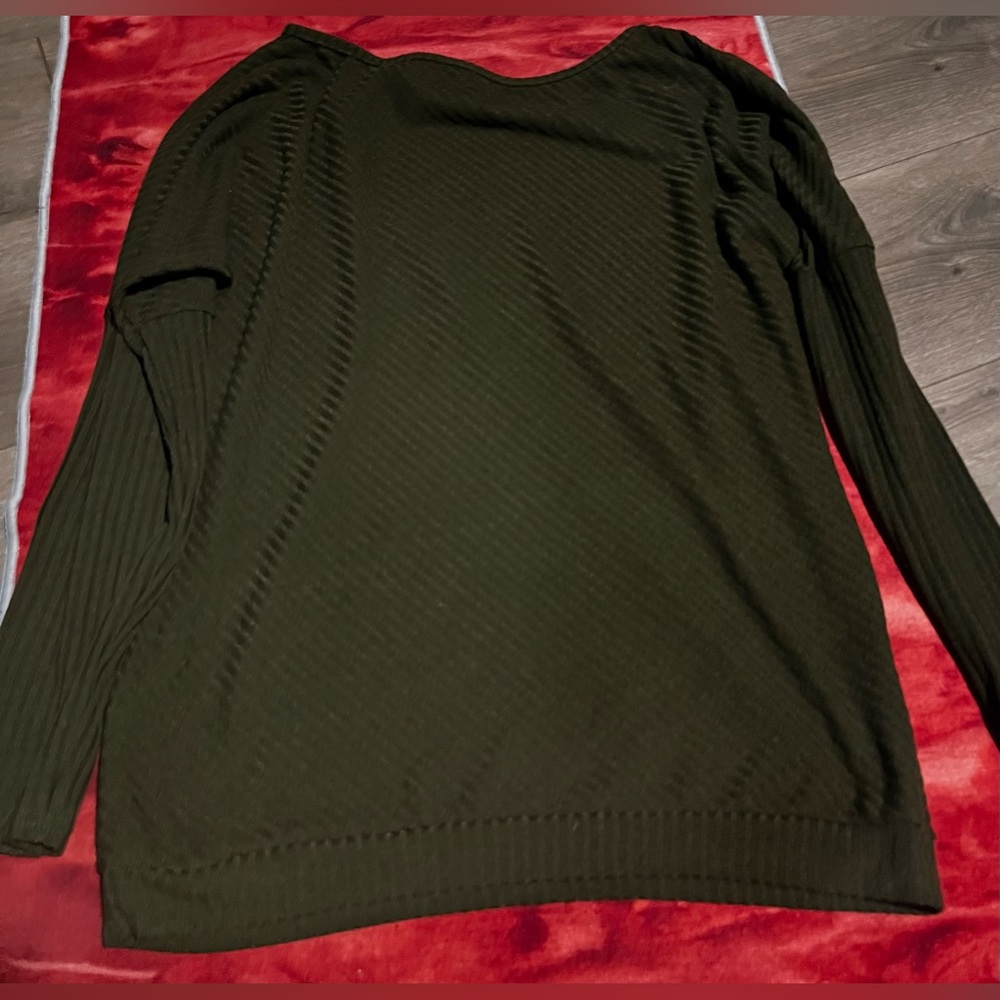Women’s olive green bat winged sweater size large